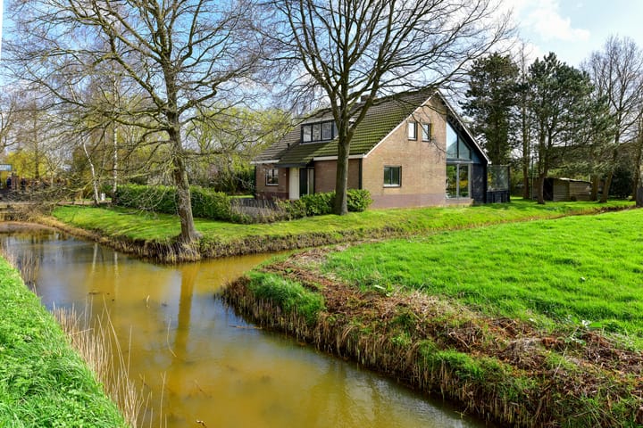 Photo 3 of Middenweg 94