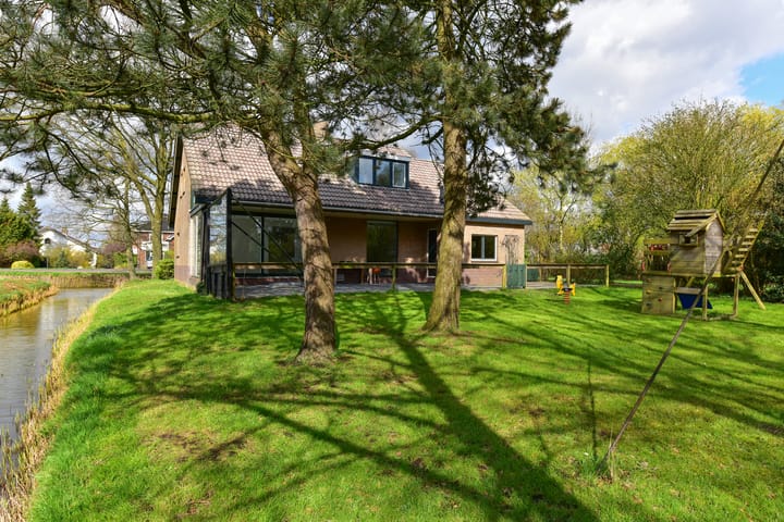 Foto 9 van Middenweg 94