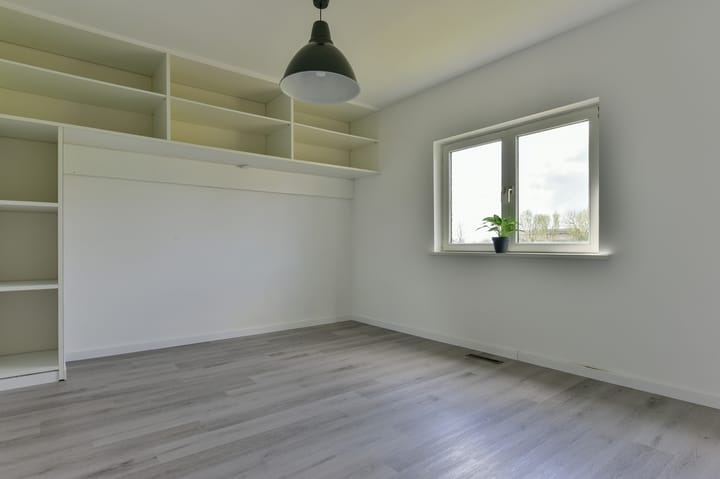 Foto 21 van Middenweg 94