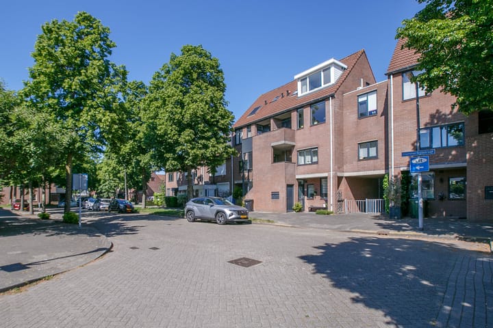 Foto 35 van Hammerfeststraat 48