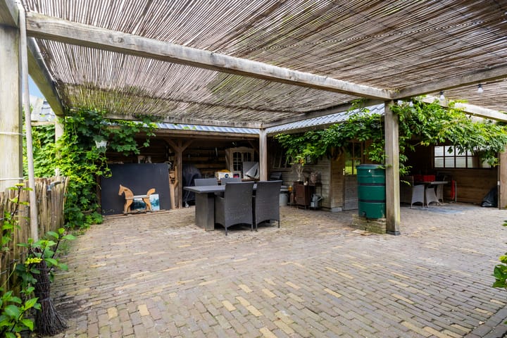 Foto 18 van Van Sytzamawei 29