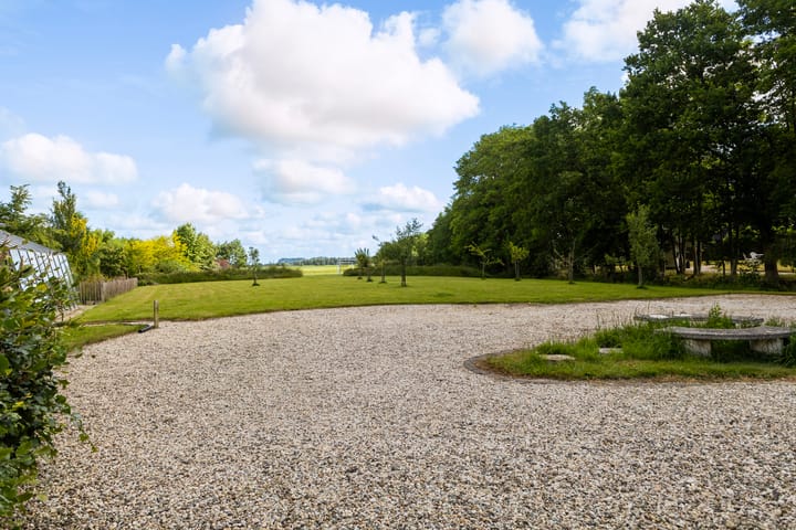 Foto 27 van Van Sytzamawei 29