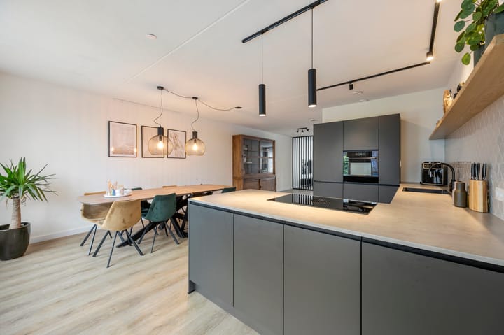 Foto 18 van Thaalweg Oost 38