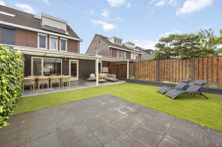 Foto 44 van Thaalweg Oost 38