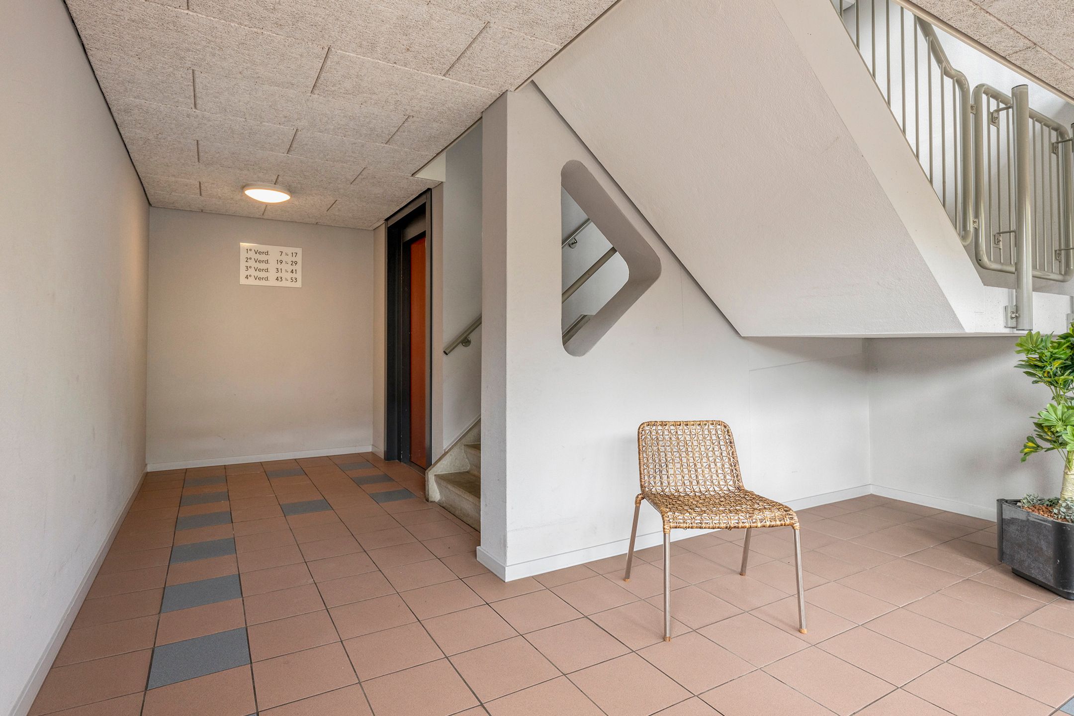 Photo 6 of Aquamarijn 51