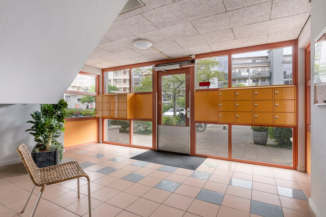 Photo 7 of Aquamarijn 51