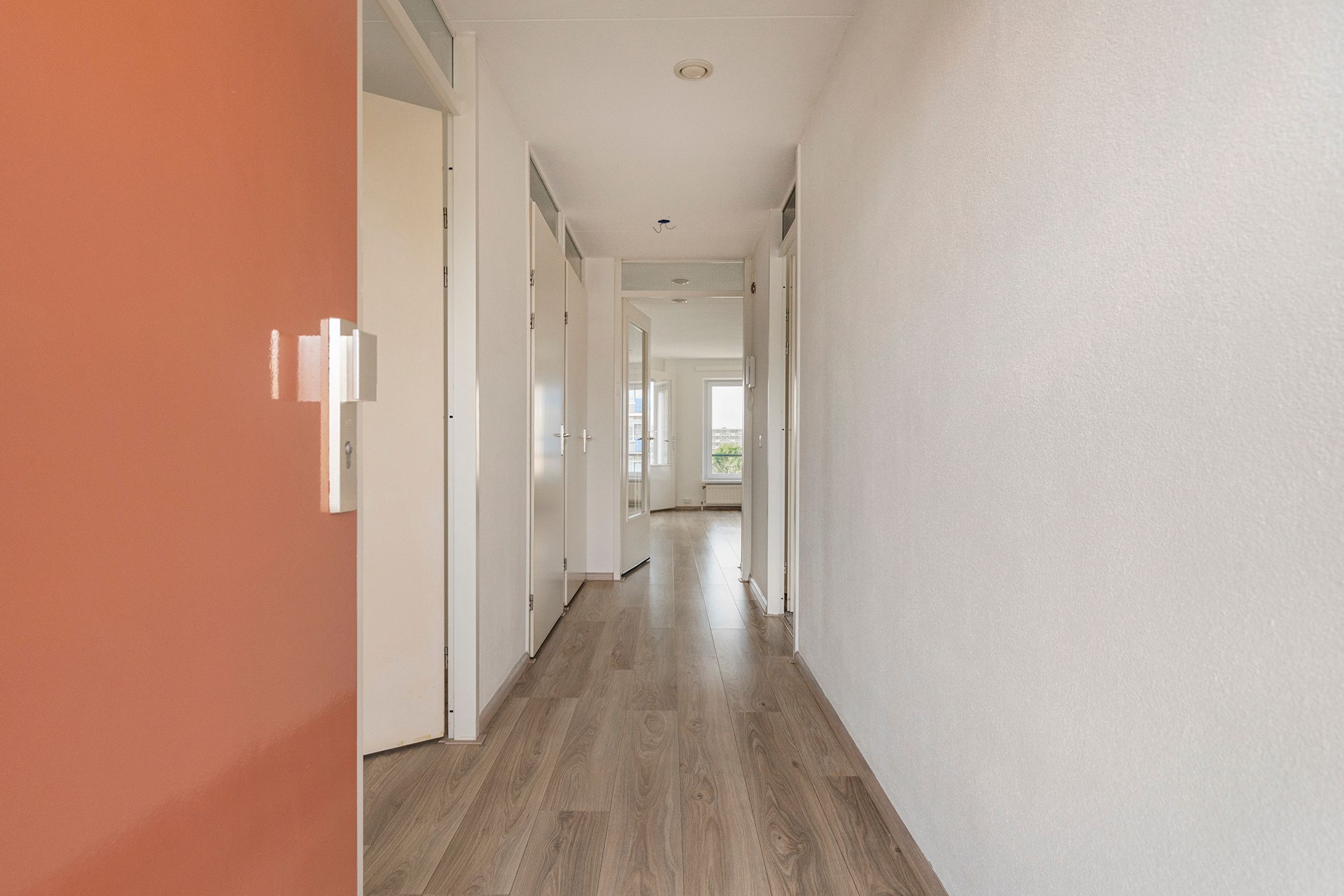 Photo 9 of Aquamarijn 51