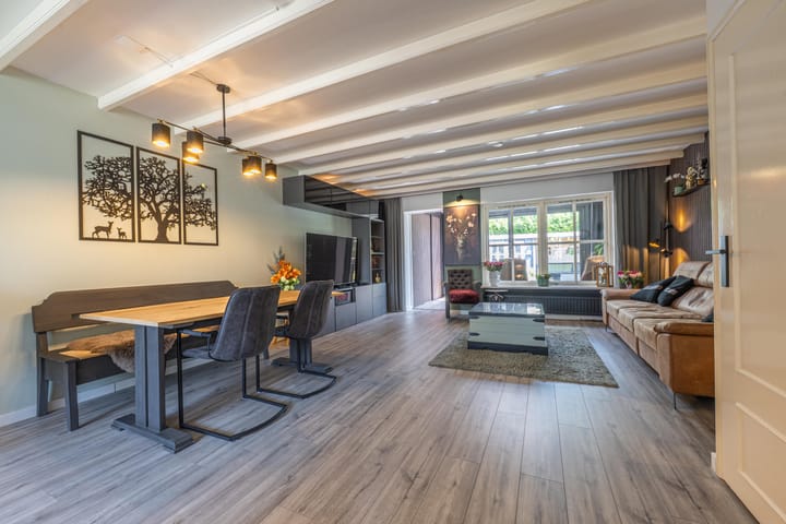 Foto 15 van Thornstraat 12