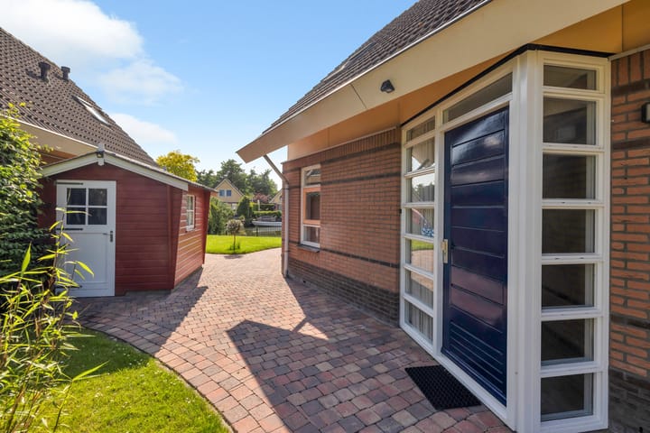 Photo 20 of Zuiderzeestraat 24