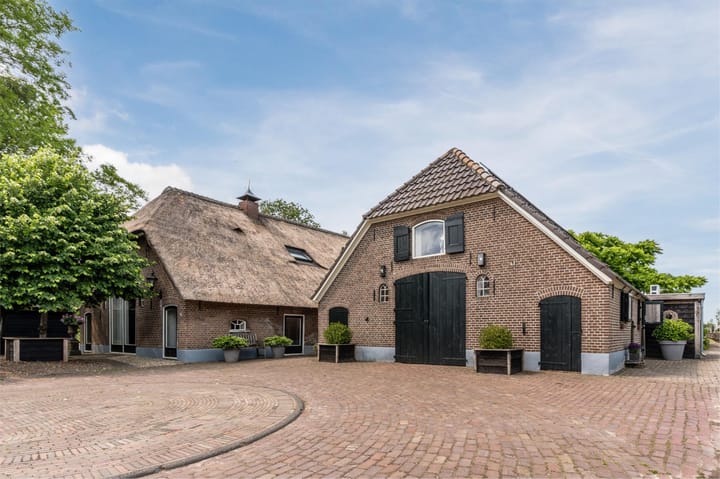 Foto 2 van Ooster Oenerweg 9