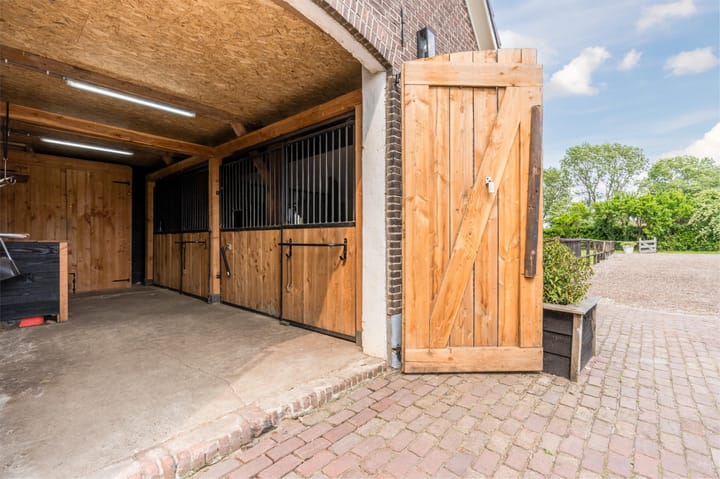 Foto 44 van Ooster Oenerweg 9