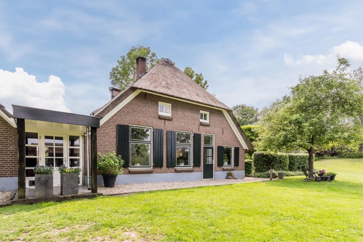 Foto 70 van Ooster Oenerweg 9