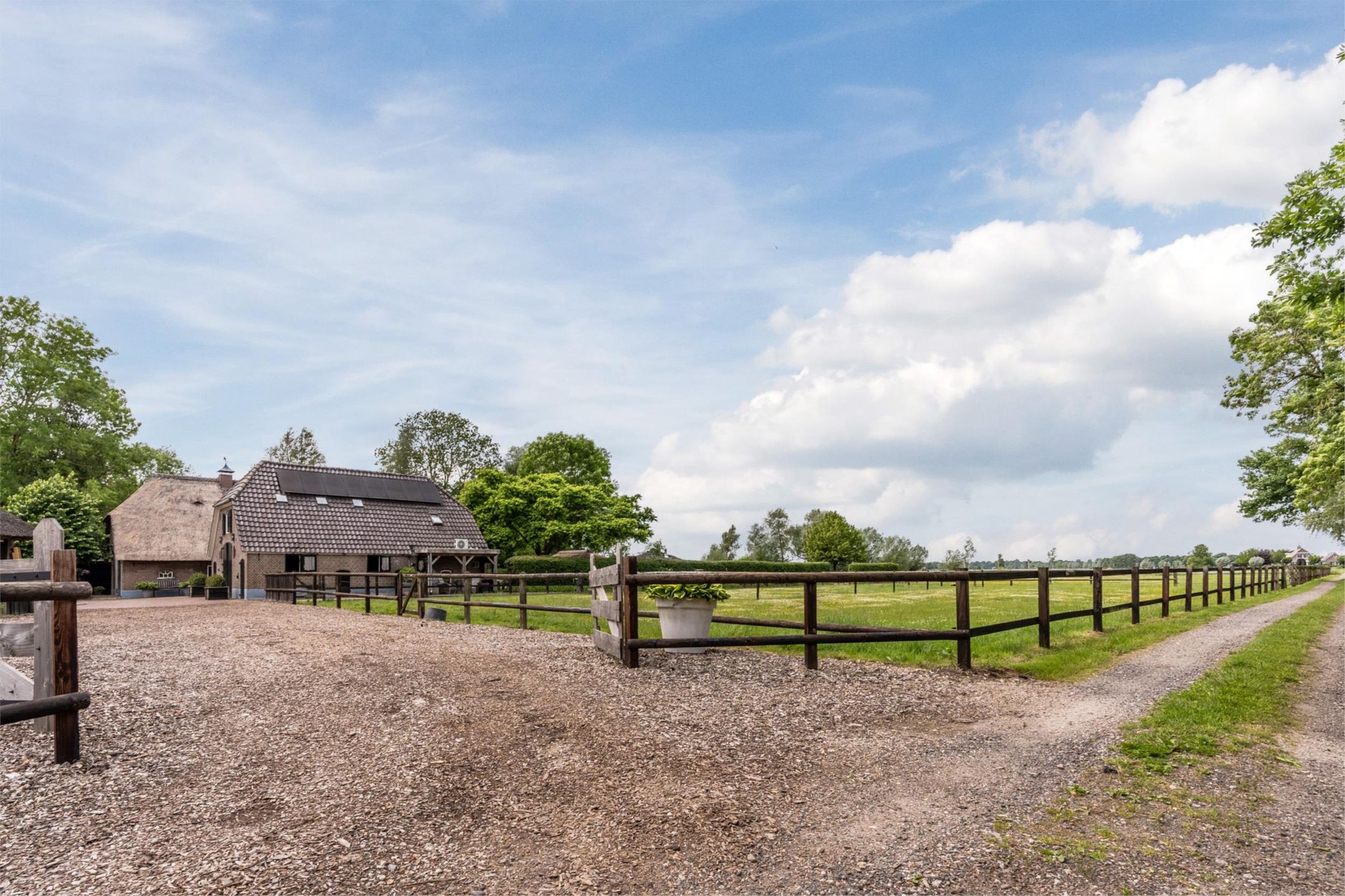 Foto 78 van Ooster Oenerweg 9