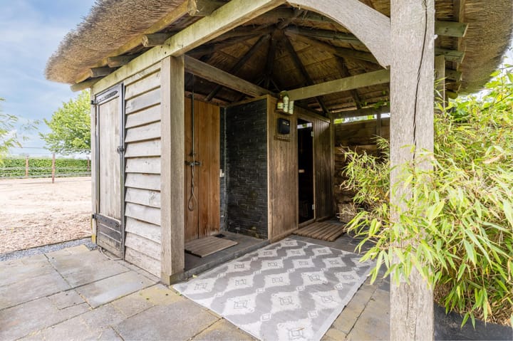 Foto 81 van Ooster Oenerweg 9