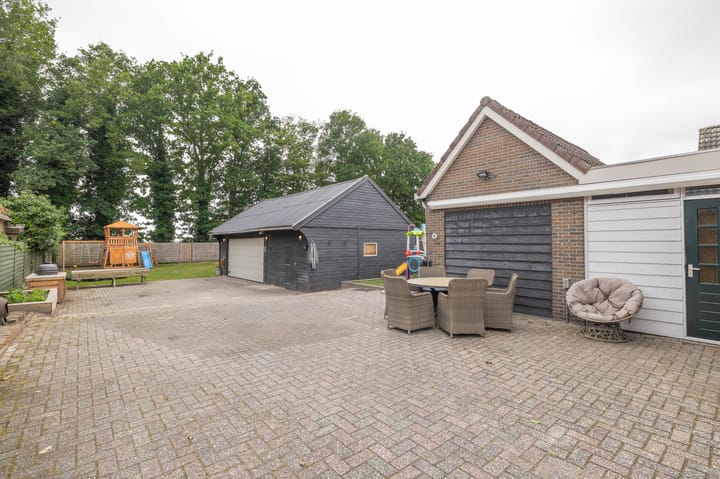 Foto 38 van Spoorsingel 35-A