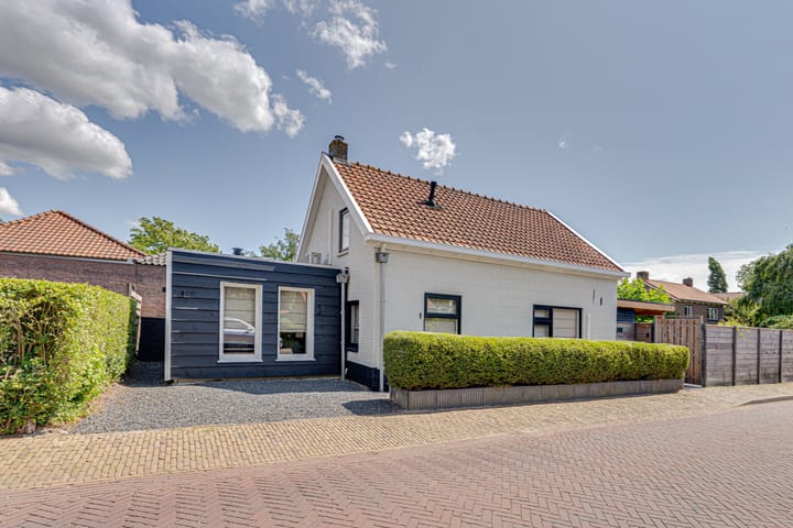 Foto 2 van van der Poest Clementstraat 1