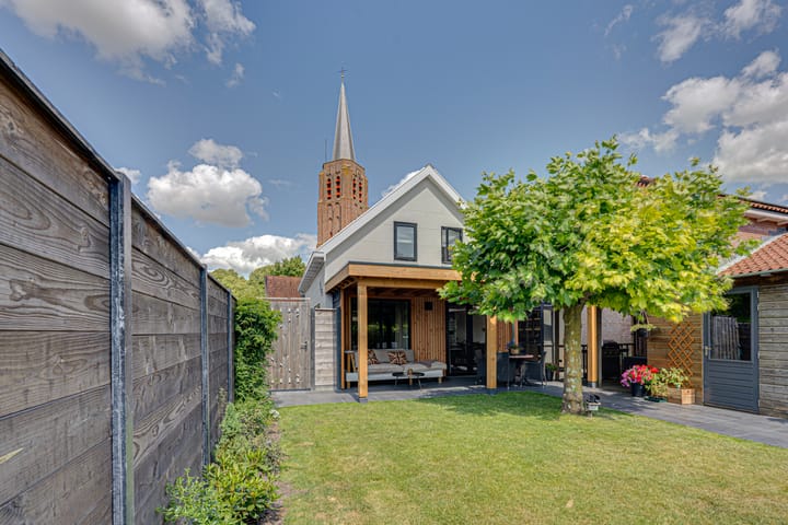 Foto 19 van van der Poest Clementstraat 1