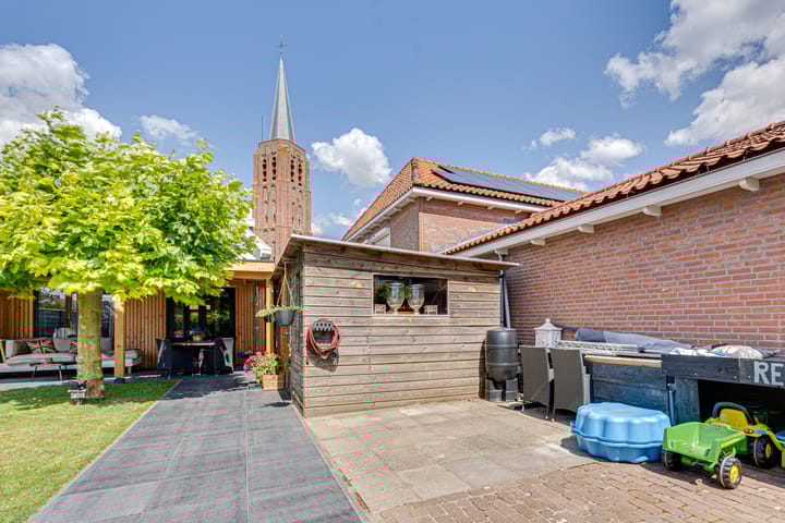 Foto 16 van van der Poest Clementstraat 1