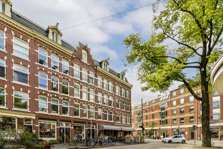 Foto 18 van Van Limburg Stirumplein 22-3