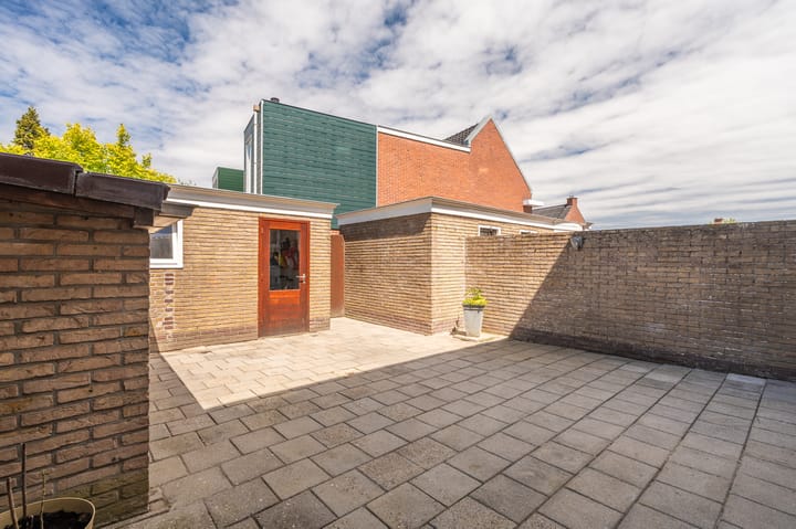 Photo 5 of Piet Heinstraat 35