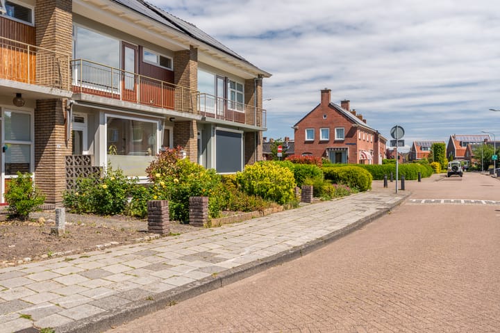 Photo 9 of Piet Heinstraat 35