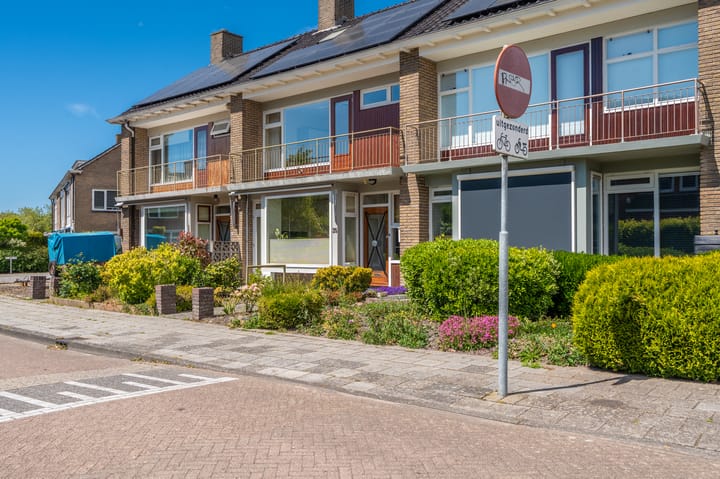 Photo 11 of Piet Heinstraat 35