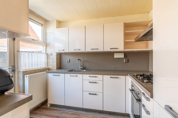 Photo 31 of Piet Heinstraat 35