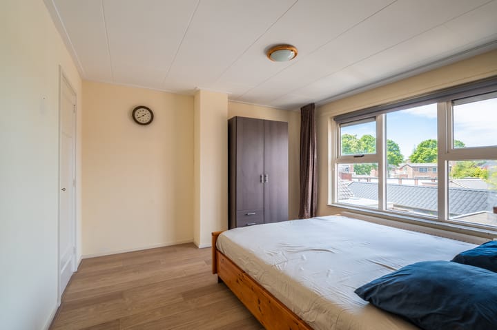 Photo 38 of Piet Heinstraat 35