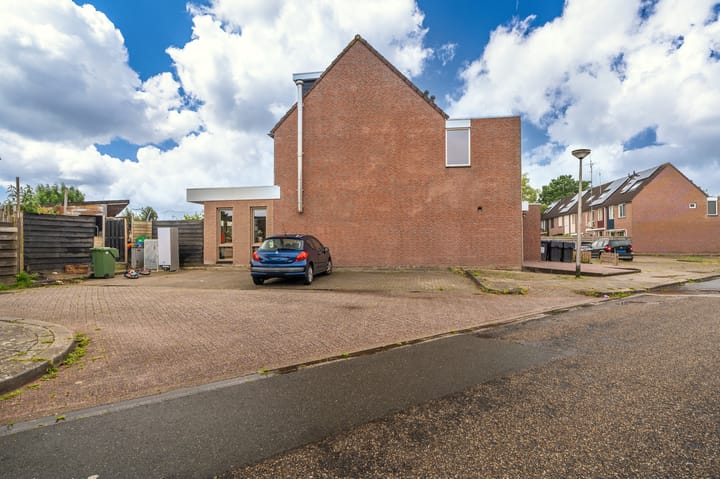 Foto 9 van Zwaluwoever 67