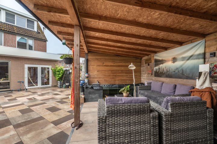 Foto 14 van Zwaluwoever 67