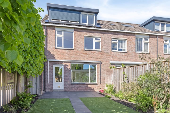 Photo 33 of Voorplecht 1