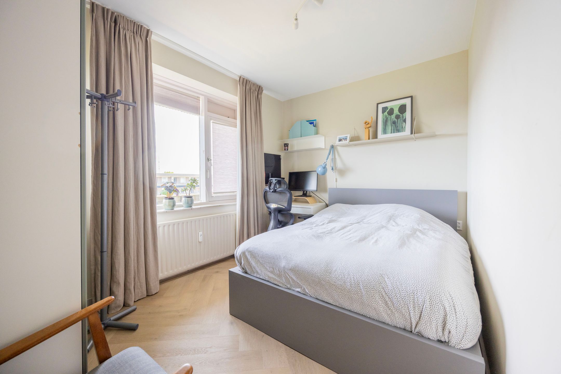 Foto 15 van Aert van Neslaan 612