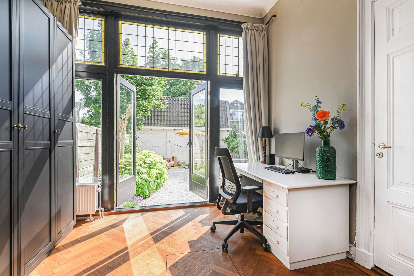 Foto 20 van Laan van Nieuw-Oost-Indië 4-B