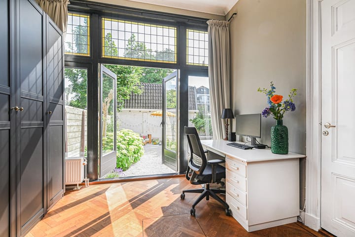 Foto 20 van Laan van Nieuw-Oost-Indië 4-B