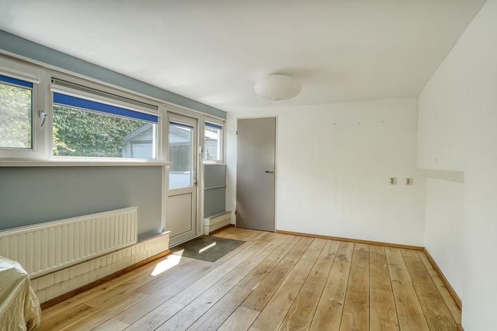 Photo 22 of Jan van Banningstraat 2-C