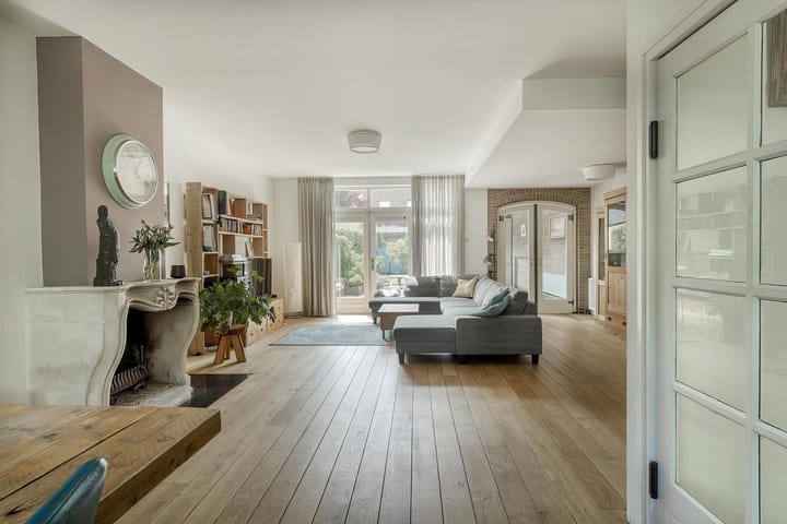 Photo 13 of Jan van Banningstraat 2-C