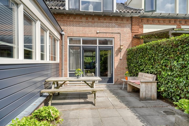 Photo 9 of Jan van Banningstraat 2-C