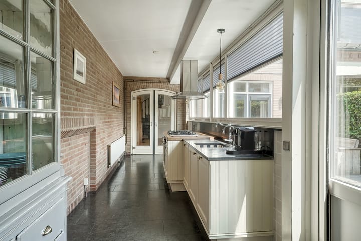 Photo 17 of Jan van Banningstraat 2-C