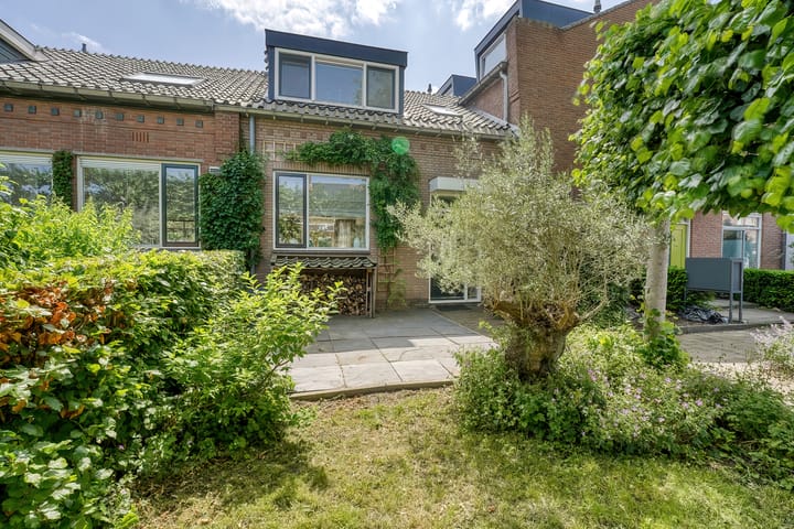 Photo 6 of Jan van Banningstraat 2-C