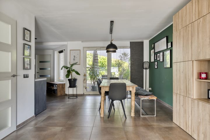 Foto 6 van Beneluxstraat 122