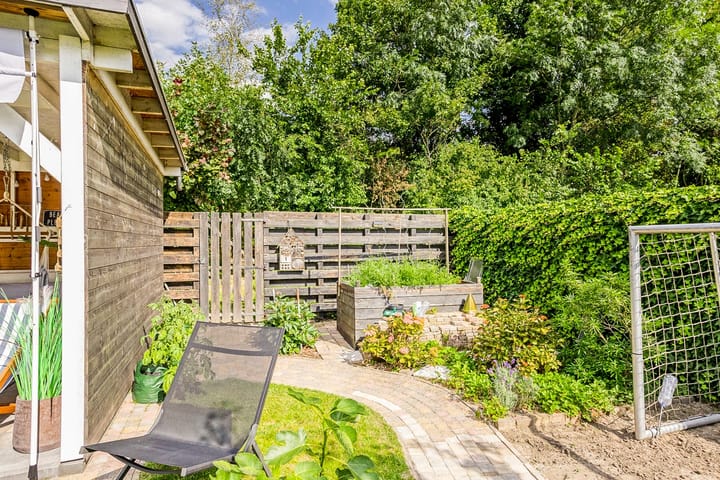 Foto 34 van Beneluxstraat 122