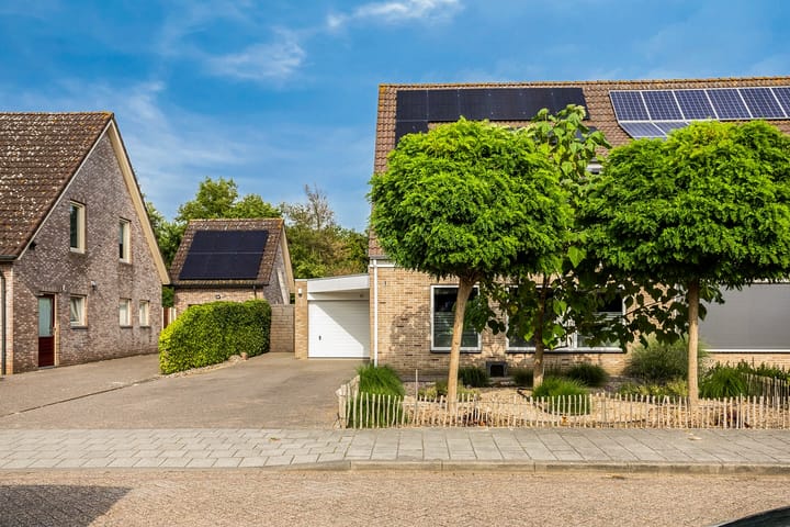 Foto 37 van Beneluxstraat 122