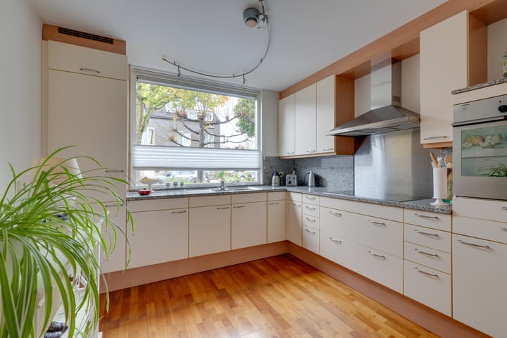 Foto 11 van Simonshavenstraat 44