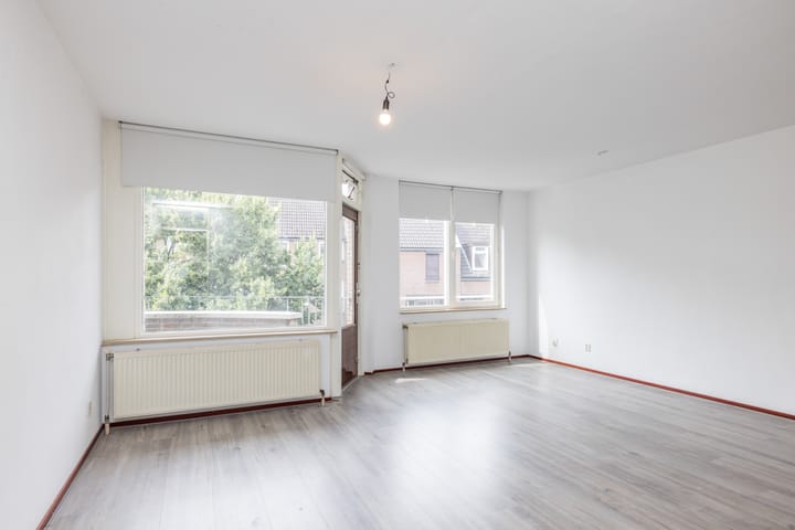 Foto 2 van Lakenweversplein 19-D