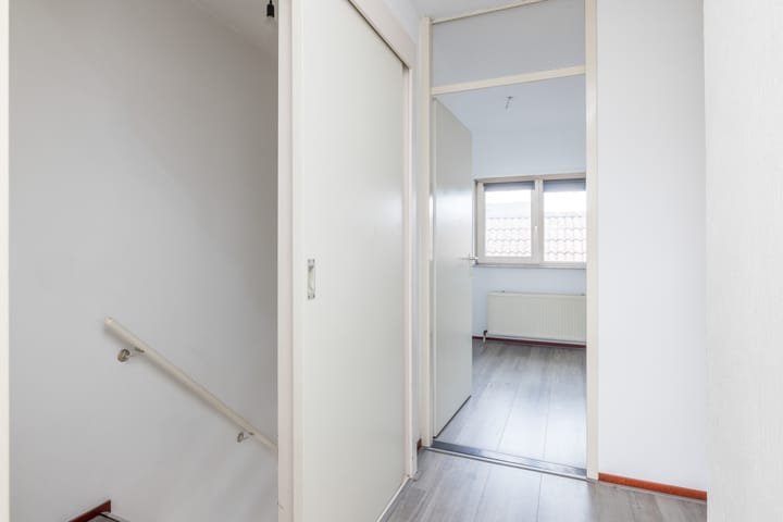 Foto 15 van Lakenweversplein 19-D