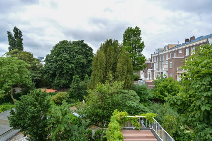 Photo 24 of Surinamestraat 58