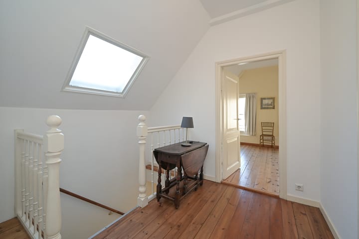 Photo 27 of Surinamestraat 58