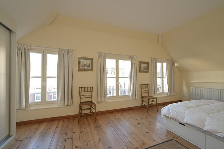 Photo 30 of Surinamestraat 58