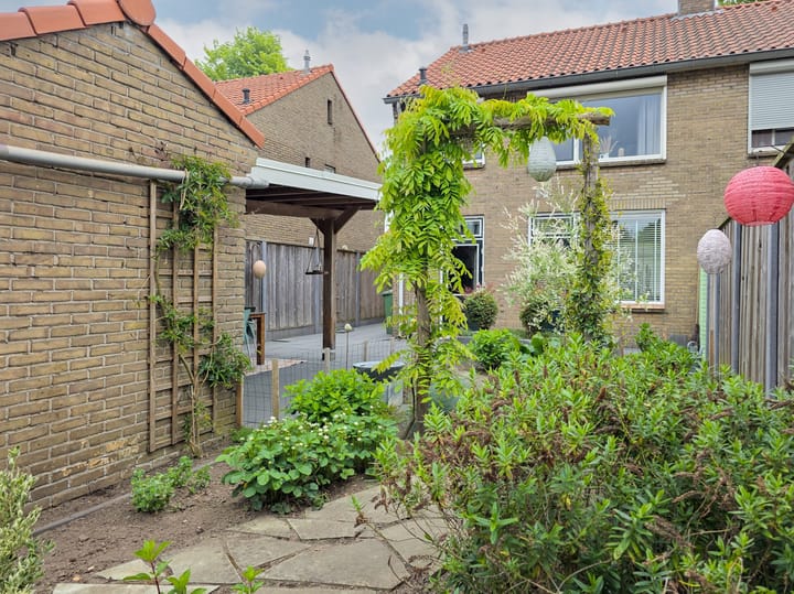 Foto 64 van Stephensonstraat 18