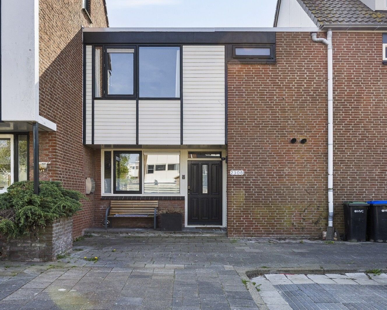 Foto 1 van Doorzwin 2308